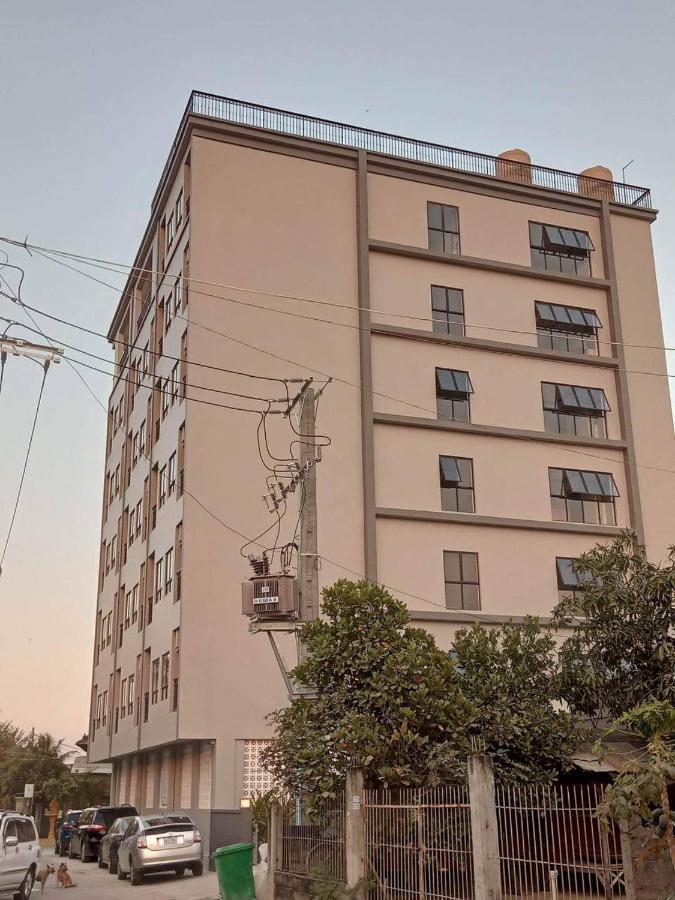 Hotel Chom Chao City Πνομ Πενχ Εξωτερικό φωτογραφία